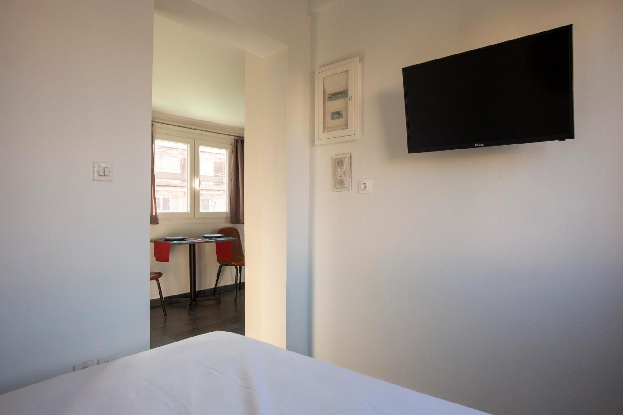 Silk Mill Metaxourgeio, Athens Centre Apartment ภายนอก รูปภาพ